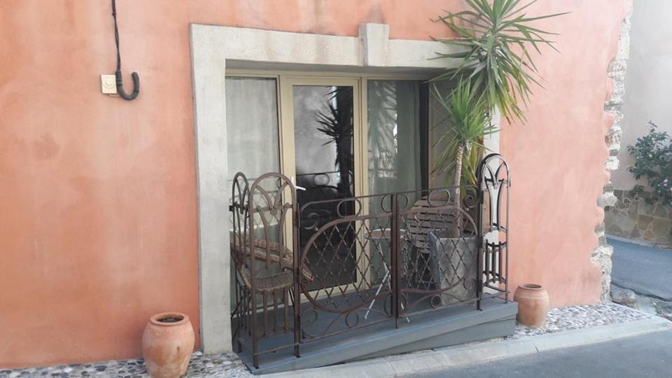 Joli Loft Dans Village Pittoresque Peret ภายนอก รูปภาพ