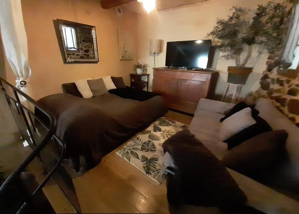 Joli Loft Dans Village Pittoresque Peret ภายนอก รูปภาพ